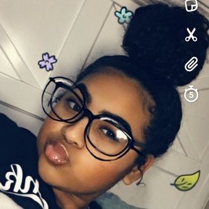 Meet your Posher, Janelly